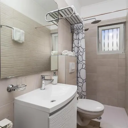 Rosovic J&c Apartment Moscenicka Draga